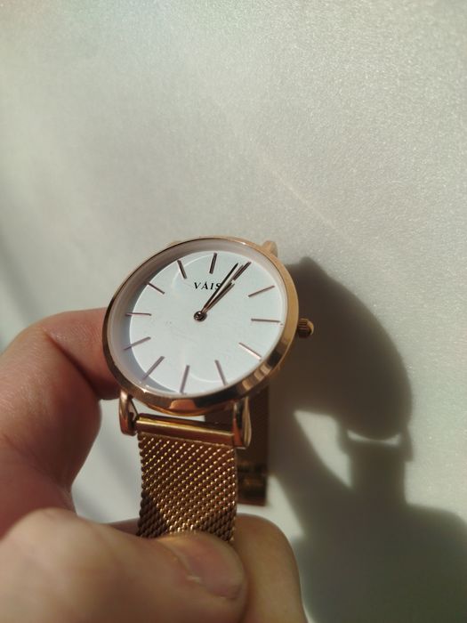 Женские часы VAIS