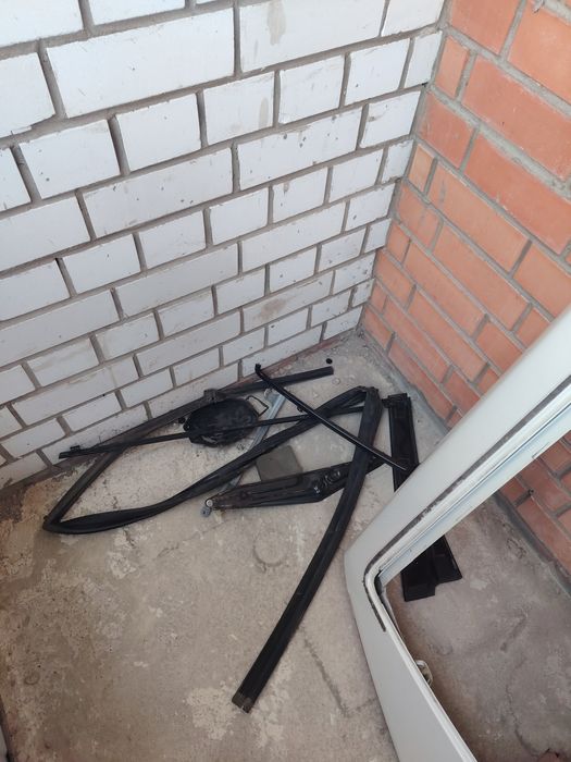 Продам дверь на тайоту альфард