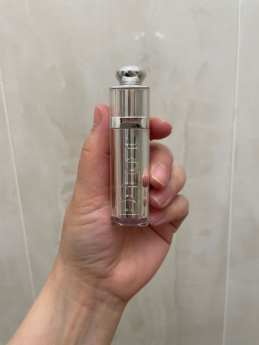 Помада для губ Christian Dior и MAC