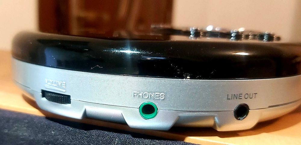 CD Player Portabil AEG CDP 4212 – MP3 & Anti-Shock System