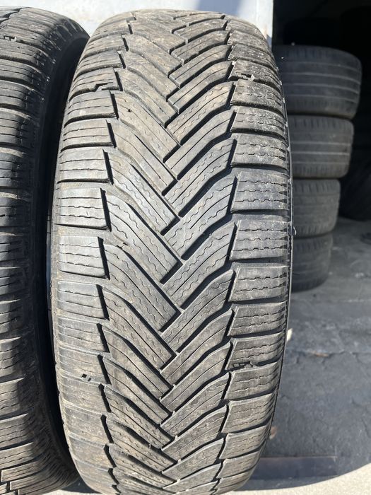 2 бр. зимни гуми 215/65/16 Michelin A6 DOT 3623 5,5 mm