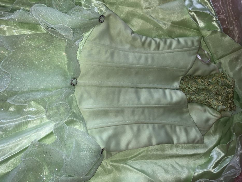 Платье вечернее праздничное