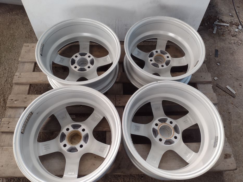 Почти нови RC Design 16-4x108 ET32 6.5j Citroen Berlingo B9
