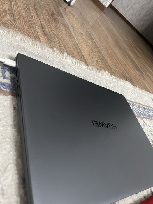 Huawei Matebook D14