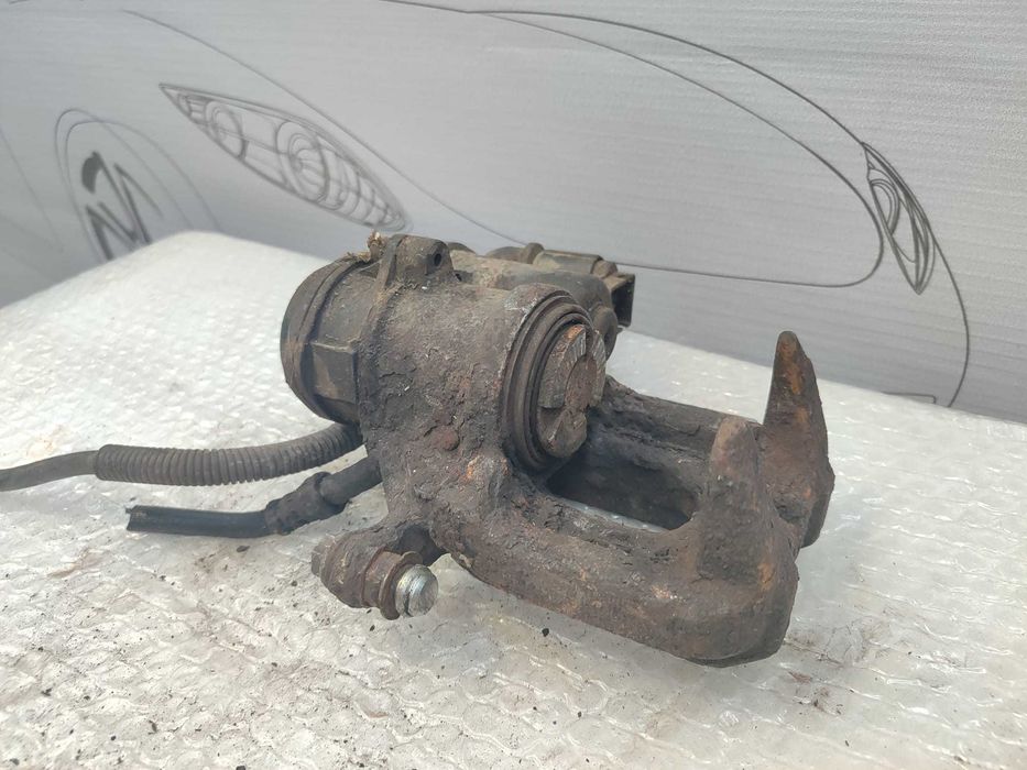 Etrier Frână Spate Dreapta Cu Motoraș Electric Bmw 5 Series 2010-2016 / Cod Oem 32345700 (5D2)