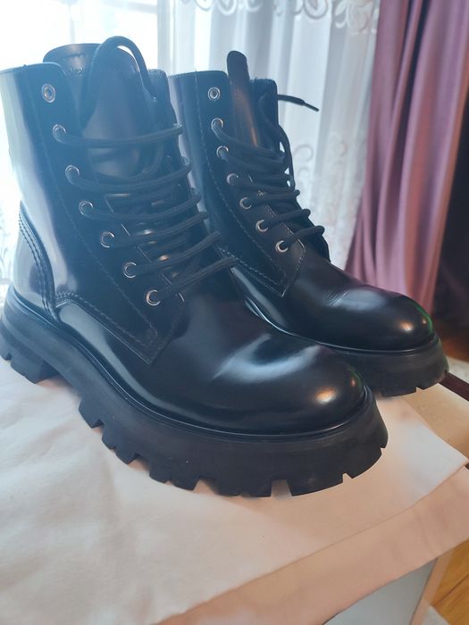 Ghete Alexander McQueen damă 37,5