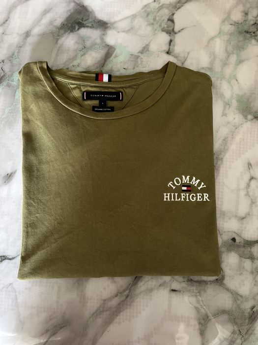 Тебиски на Hugo  Boss и Tommy Hilfiger
