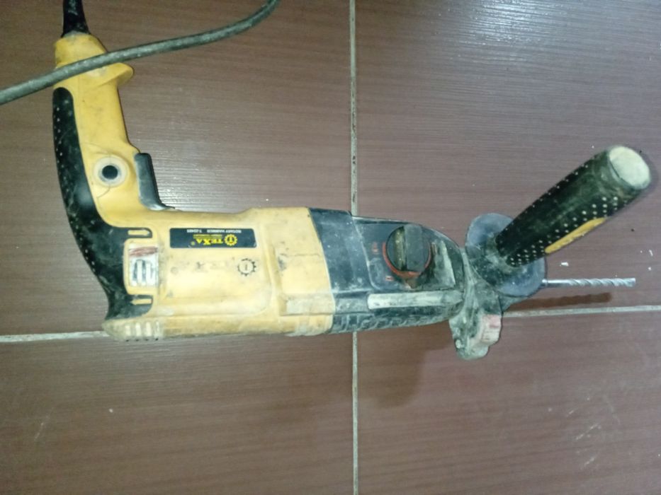 Электроинструменты Продам