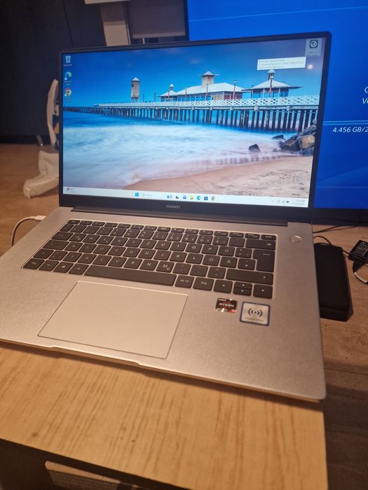 Laptop Huawei BOM WDQ9
