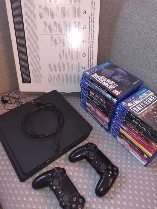 PS4 Конзола за игра