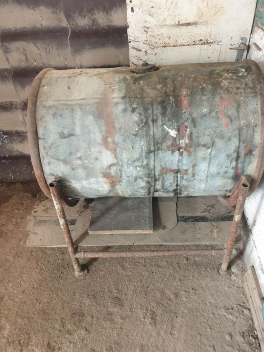 vand butoi de colecție