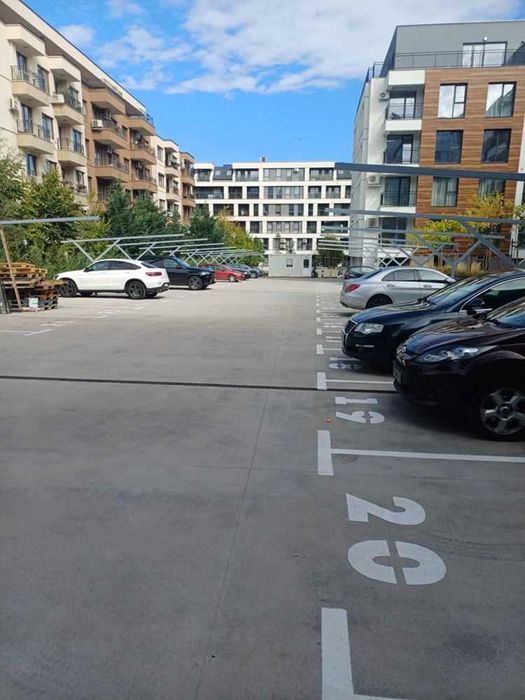 Дава се под наем Двустаен апартамент в София, Студентски град - 80 кв.м за 700 € - Снимка #16