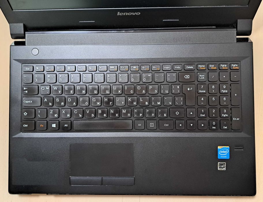 Продавам Lenovo B50-30