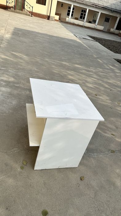 Magazin vitrina mebellari sotiladi