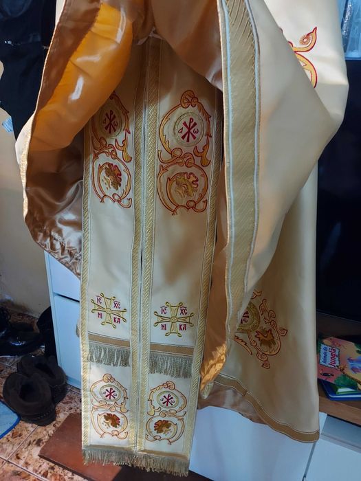 Vesmant preotesc de vanzare