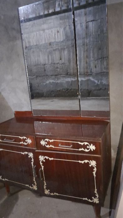 Tryumo ( qadimgi , xolati yaxshi)