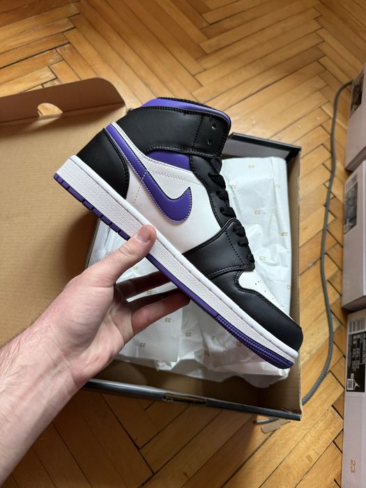 Jordan 1 Mid Black White Purple marimea 41 si 42