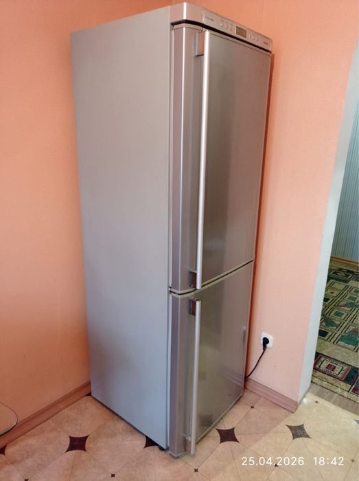 Продам холодильник Samsung