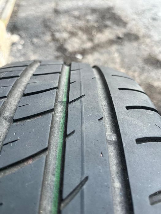 Летняя резина комплект.