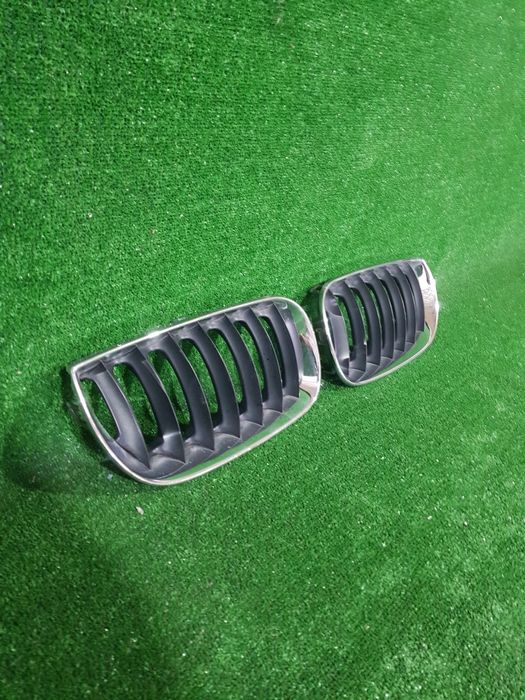 Grila radiator BMW X3 E83 an 2007-2011