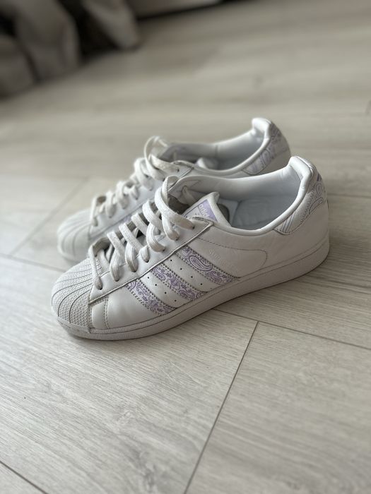 Adidas Superstar