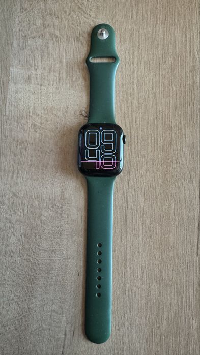 Продам apple watch 7 45мм