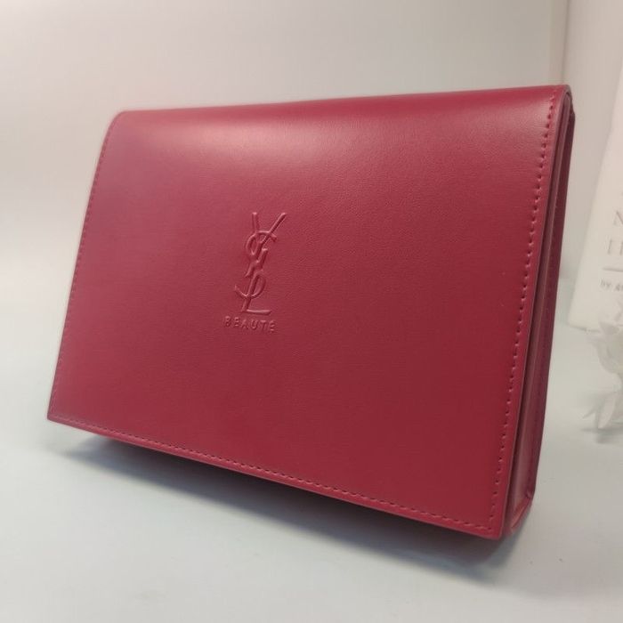 В наличии! Косметички