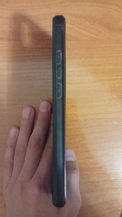 продам чехол на xiaomi redmi 9a