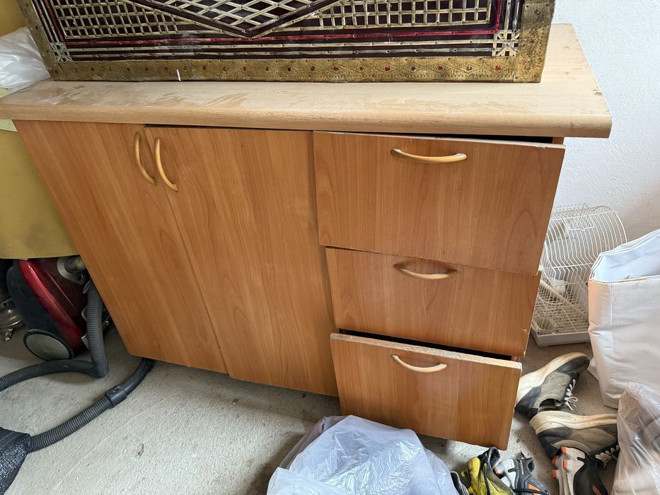 Отдам даром мебель