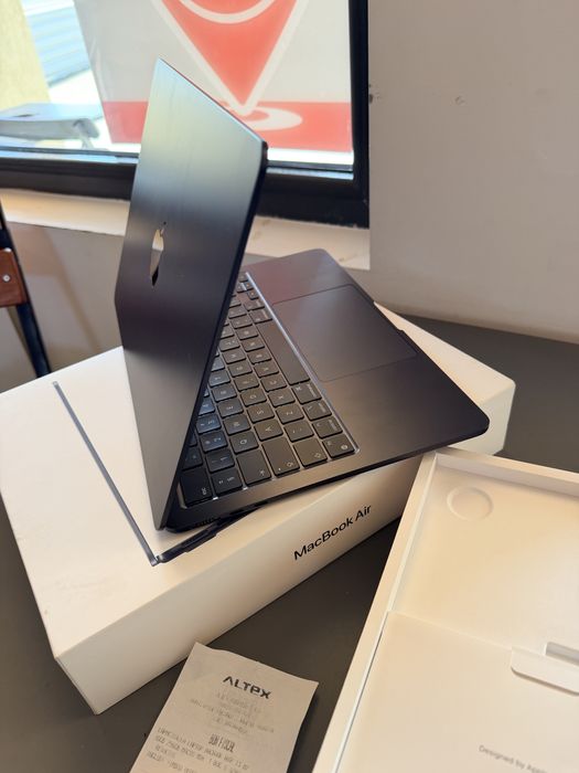 Laptop MacBook Air 13 M2 16gb 256Gb +Magic Mouse