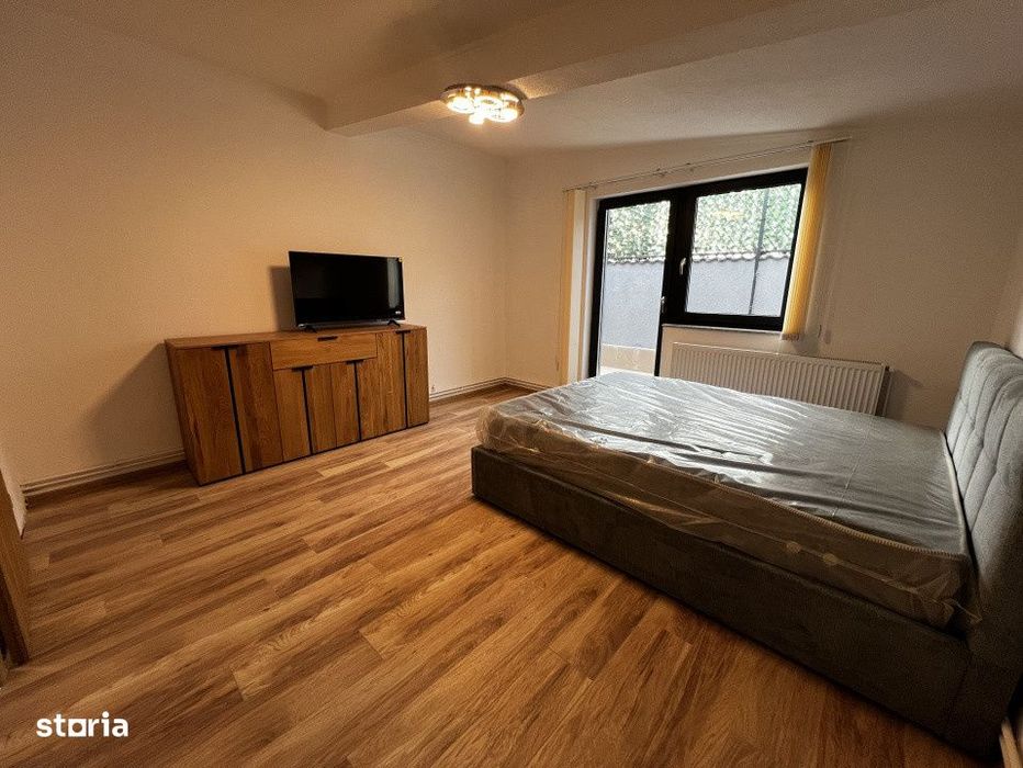 Apartament de 3 camere, 60 mp, 25 mp terasa, Zona Vivo
