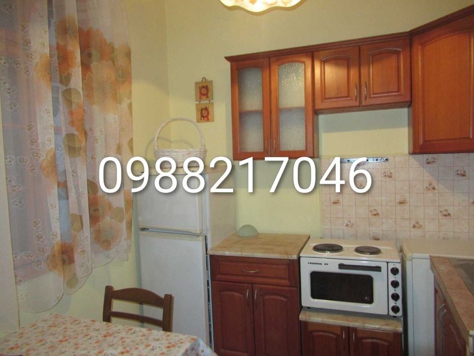 Дава се под наем Едностаен апартамент в София, Център - 40 кв.м за 550 € - Снимка #1