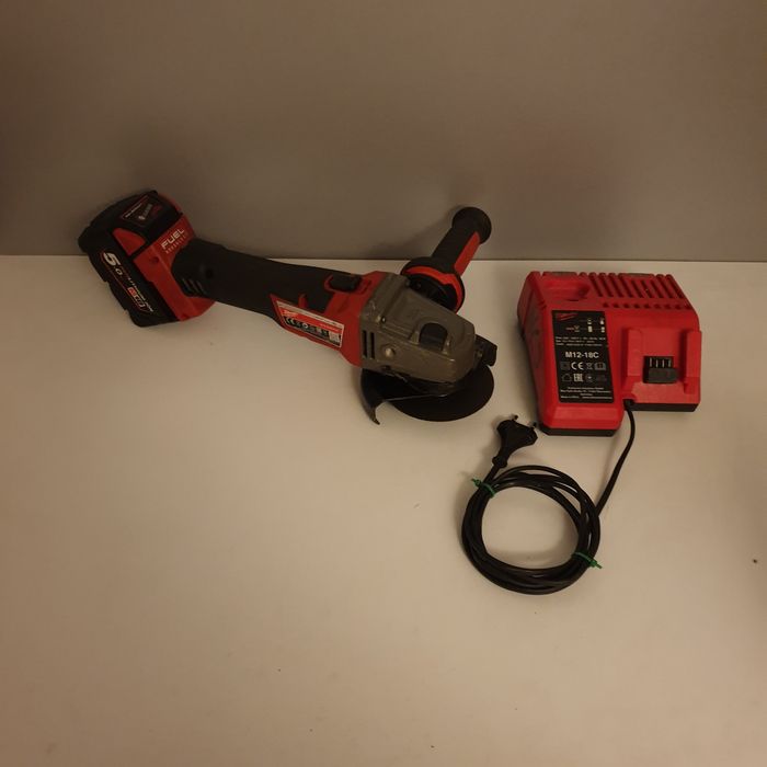Milwaukee M18 CAG 125X Polizor unghiular Brushless 5.0AH Li-Ion