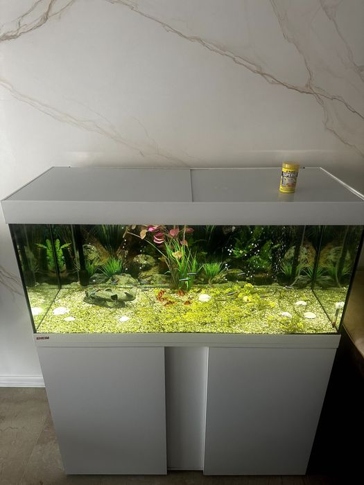 Аквариум с шкаф EHEIM Vivaline LED 180 - бял