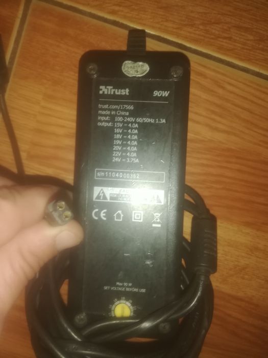 Încărcător 12v,24v,35v