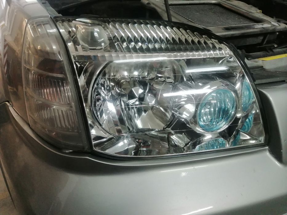 Професионално химическо полиране и пастиране на фарове и стопове и ДРУ