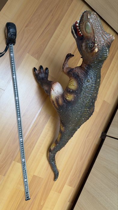 Dinozaur 70 cm lungime / 40 inaltime