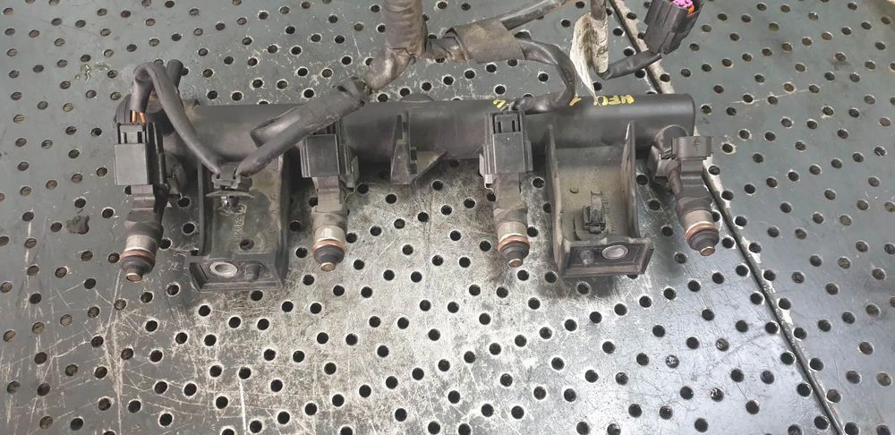 rampa cu injectoare peugeot 206 307 citroen c3 c4 1.6 b nfu  0280158057
