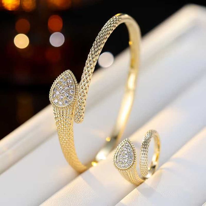 Дамски комплекти гривна и пръстен от медицинска стомана