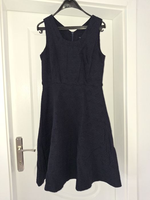 Next тъмносиня рокля