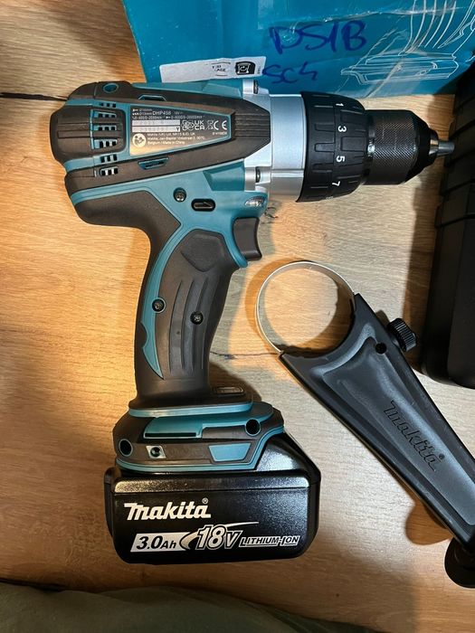 Cheie cu clichet Makita DWR180 și bormasina Makita DDF484 brushless noua
