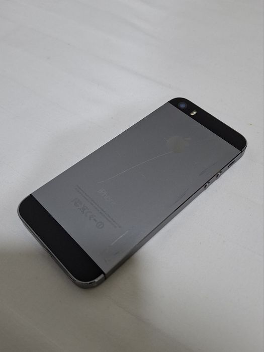 iPhone 5s 64GB Black