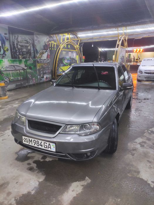 Машина нехиа-2 Донс матор 1.6 мокриц асфалт