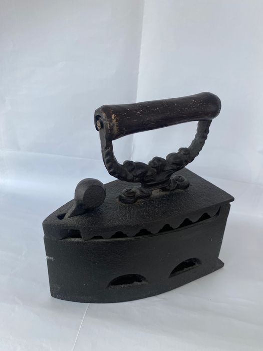 Fier de călcat vintage