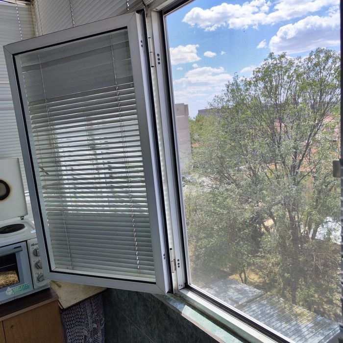 Продава се Тристаен апартамент в Нова Загора - 112 кв.м за 670 €/кв.м - Снимка #10