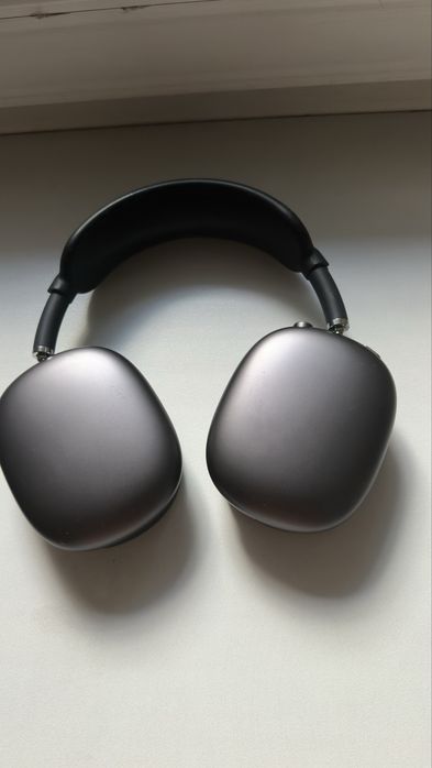 Продам наушники Airpods MAX