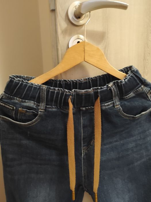 Дънки с ластик Размер 32