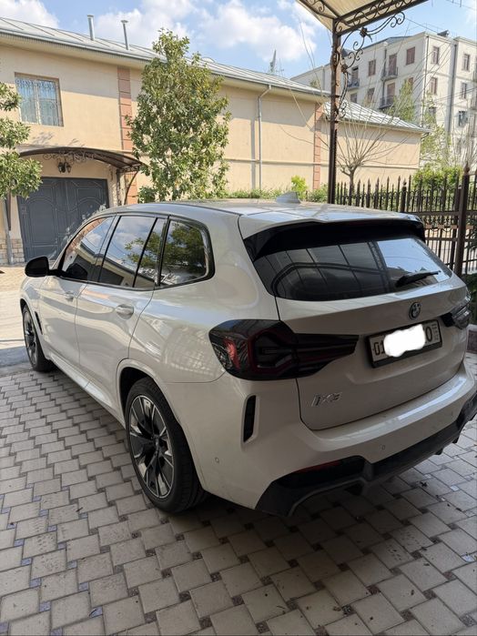 BMW iX3, М пакет, 2023, Фулловая, состояние идеал. Карска чистая.