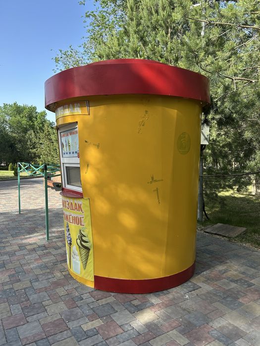 Продам будку с местом