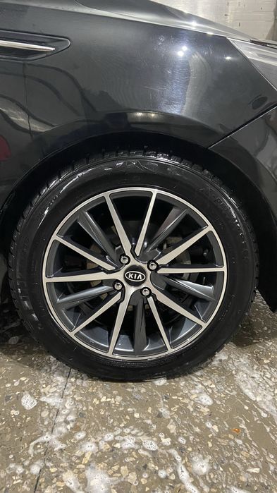 Продам колеса Р16 с резиной или без